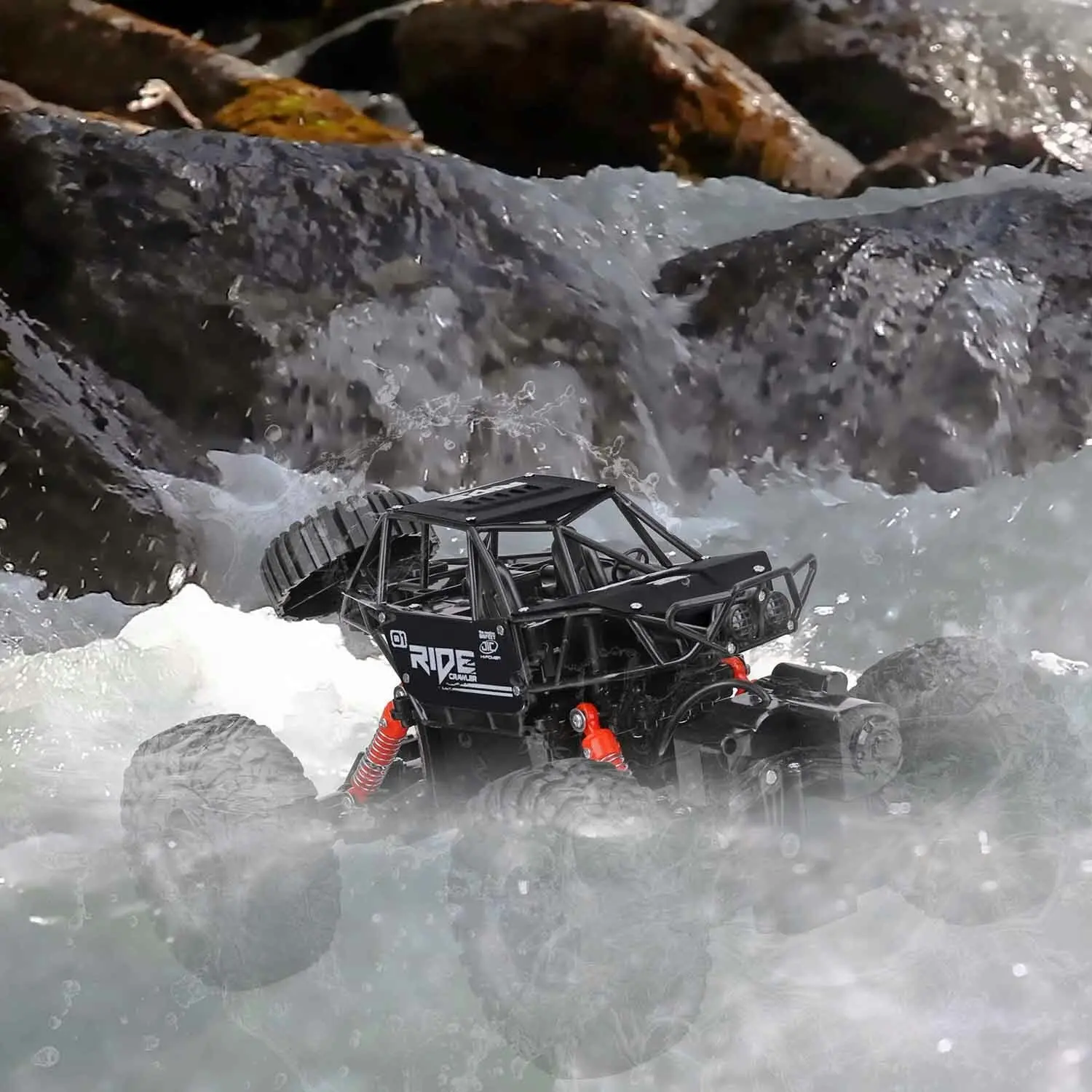 Remote Control Waterproof Amphibious Car - Suitable On All Terrains