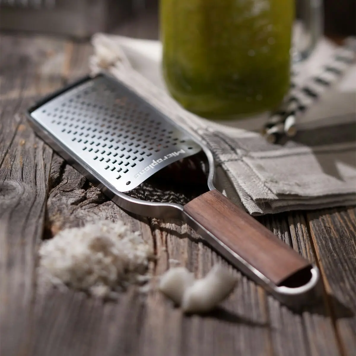 Microplane Master Series Coarse Grater