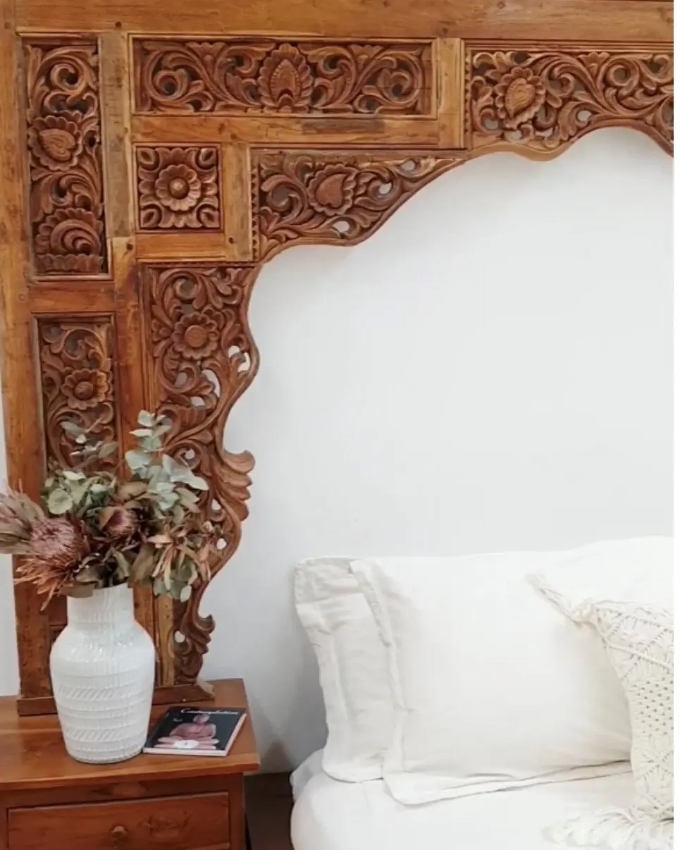 lombok emporium Hand Carved Teak Bedhead