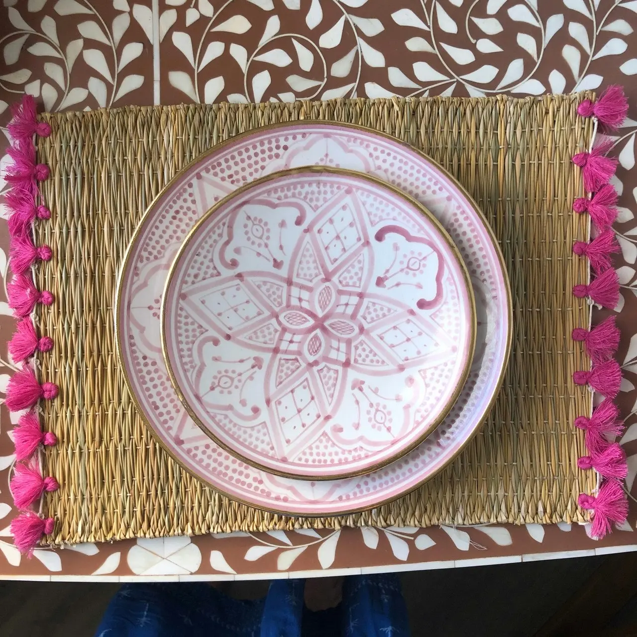 Zohi Interiors Handmade Marrakech Cotton & Raffia Placemat with Hot Pink Tassels