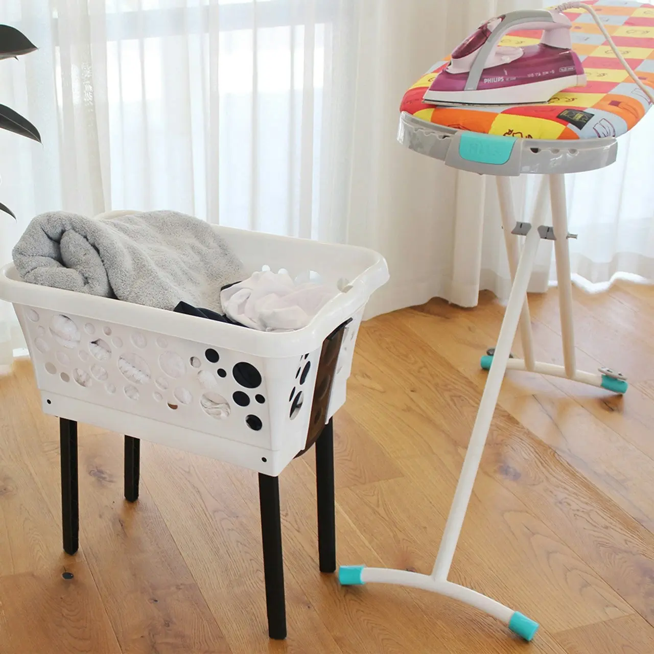 White Magic Laundry Basket with Legs