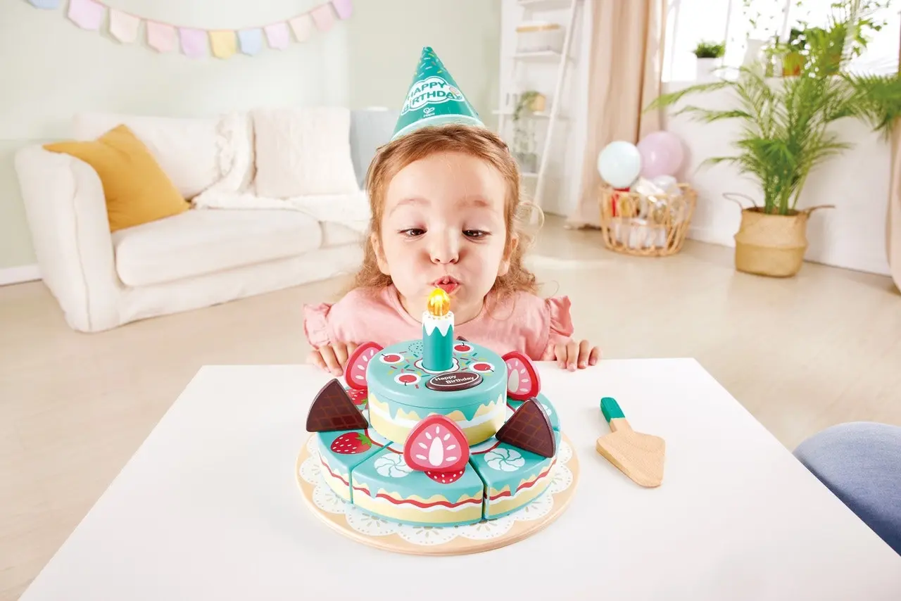 Hape Interactive Happy Birthday Cake