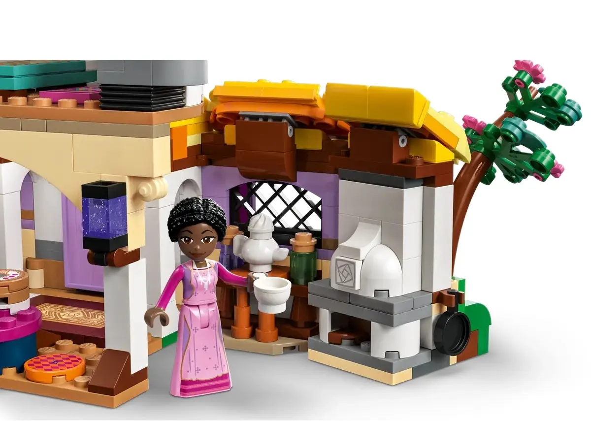 LEGO Disney Asha's Cottage 43231