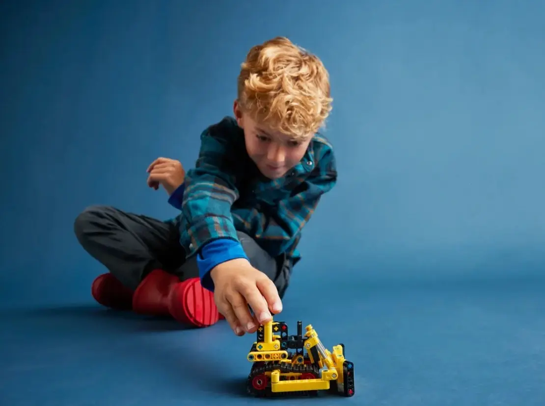 LEGO Technic Heavy-Duty Bulldozer 42163