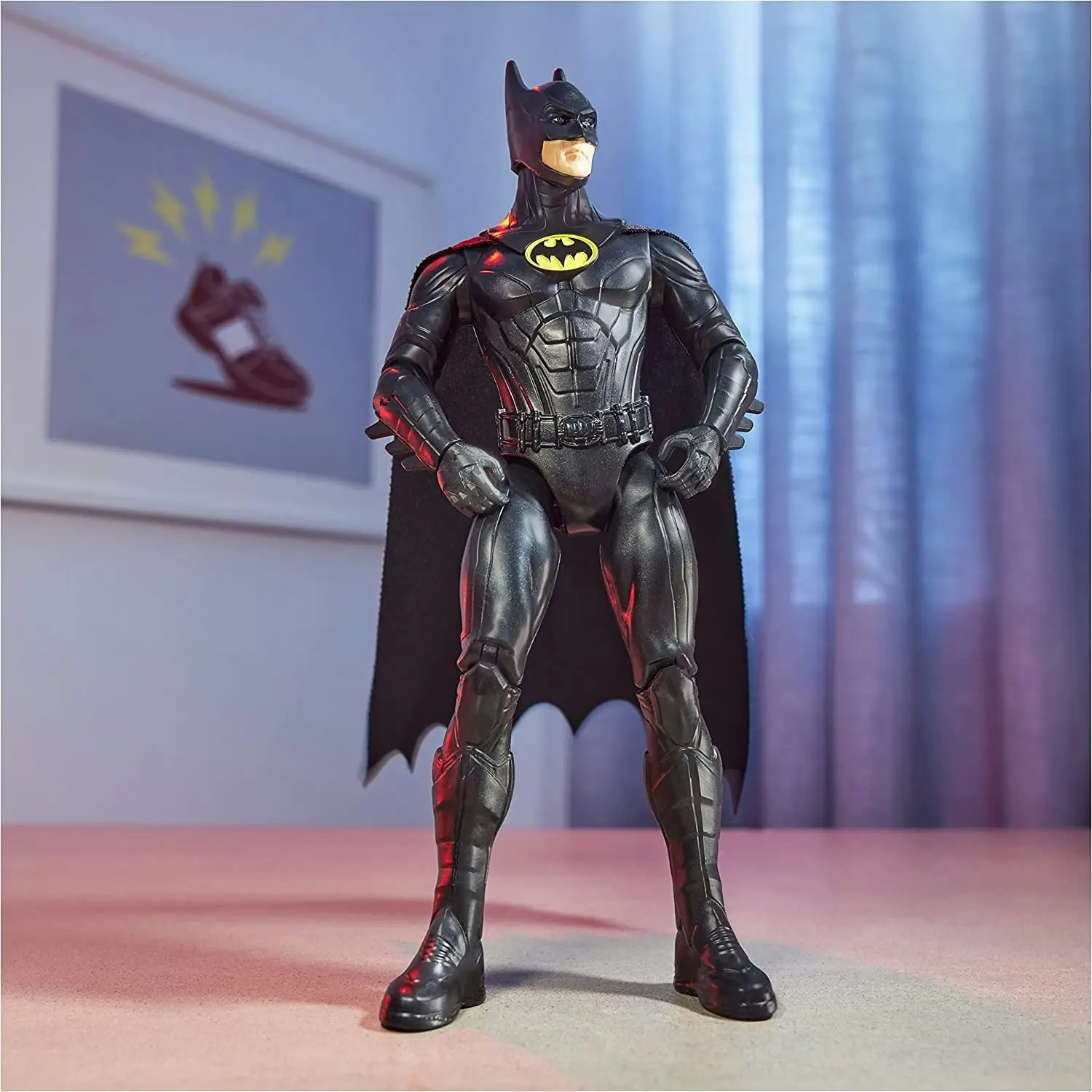 DC Comics Batman Action Figure (30 cm)