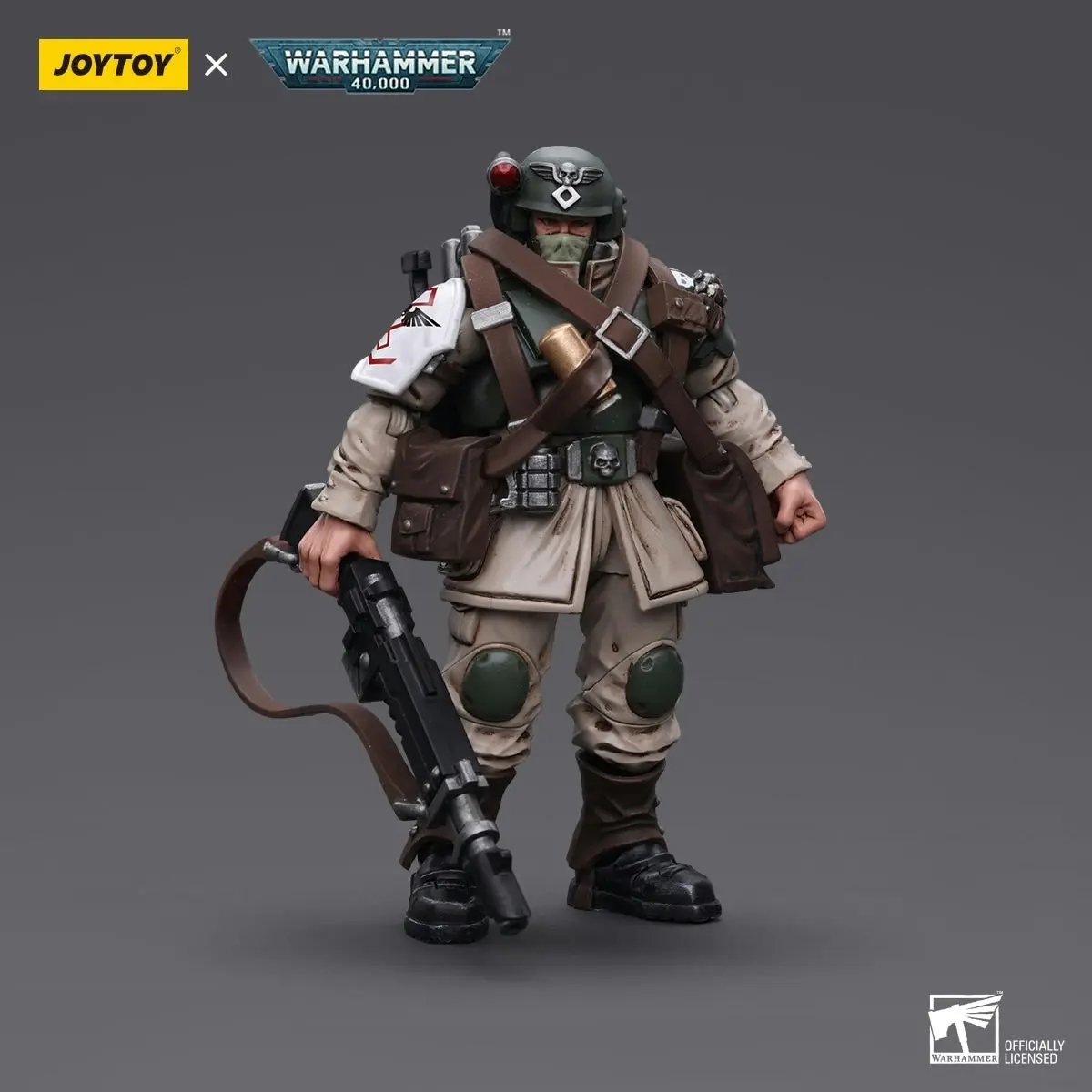 Warhammer Collectibles: 1/18 Scale Astra Militarum Cadian Command Squad Veteran with Medi-pack