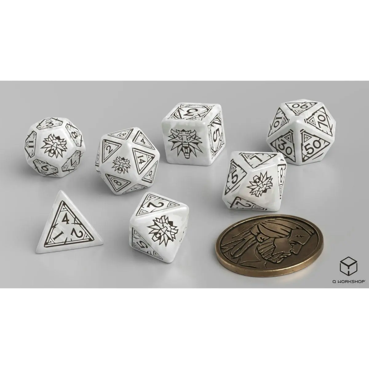 Q Workshop The Witcher Dice Set Geralt - The White Wolf Dice Set 7 With Coin