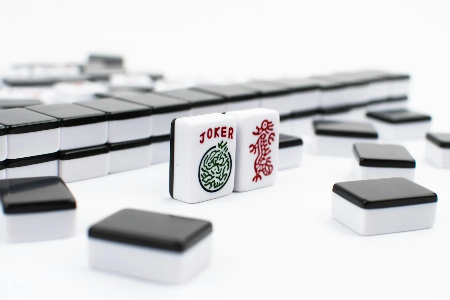 LPG Mahjong Case - American Set w/ Black Tiles and Racks