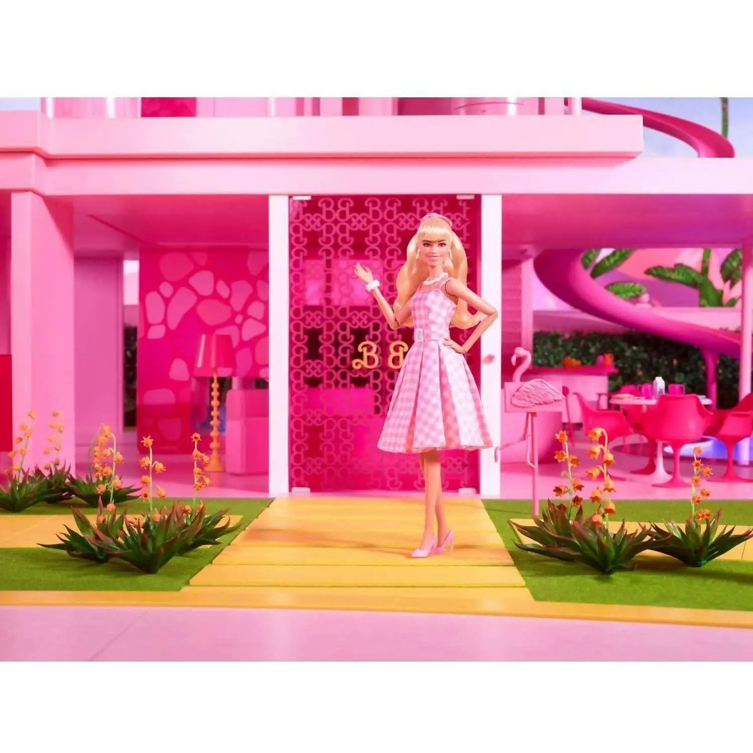 Barbie - Barbie The Movie Collectible Doll Margot Robbie As Barbie In Pink Gingham Dress - Mattel