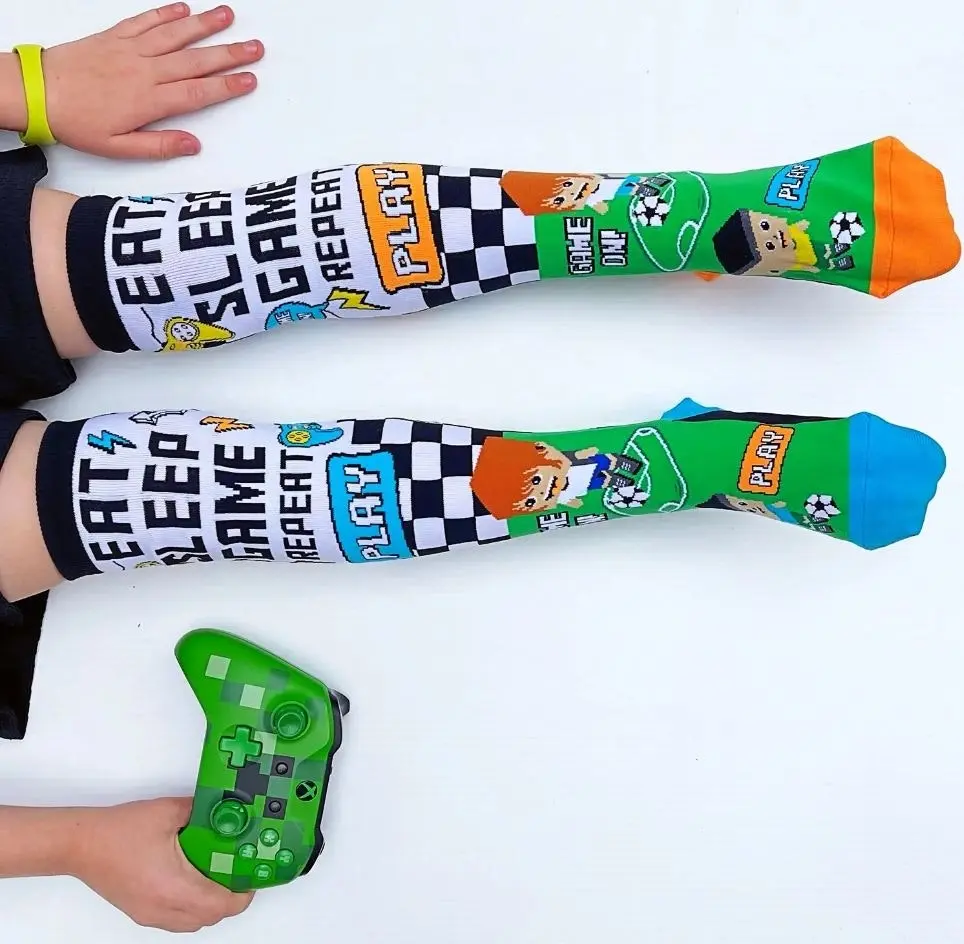 MADMIA -  Socks Kids & Adults Age 6y+ Video Game