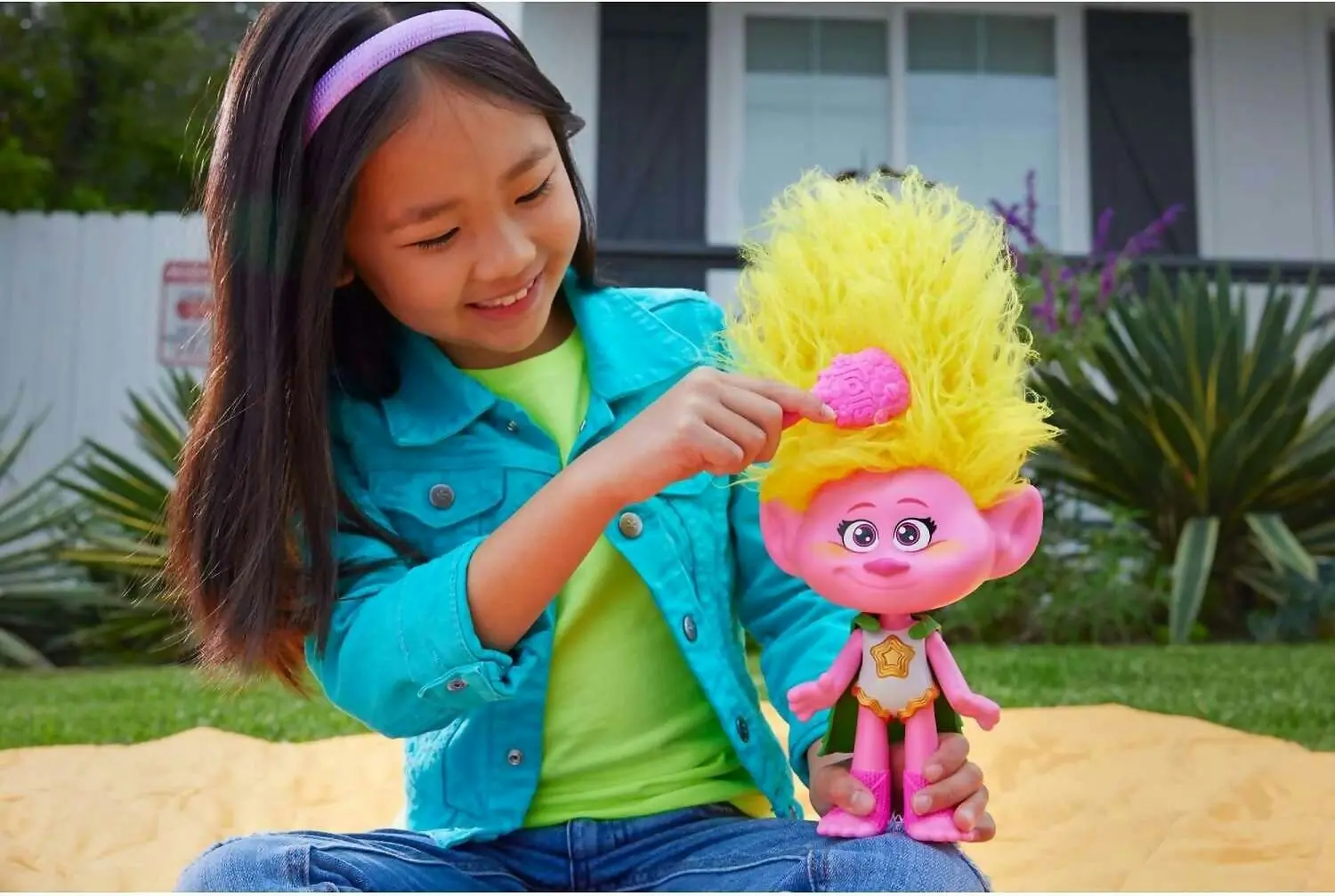 Dreamworks Trolls - Trolls Band Together Rainbow Hairtunes Viva Doll With Light & Sound Toys Inspired By The Movie - Mattel