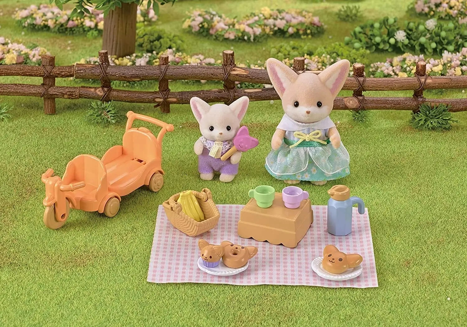 Sylvanian Families - Sunny Picnic Set Animal Doll Playset