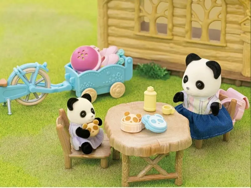 Sylvanian Families - Cycle & Skate Playset - Panda Girl Animal Doll Playset