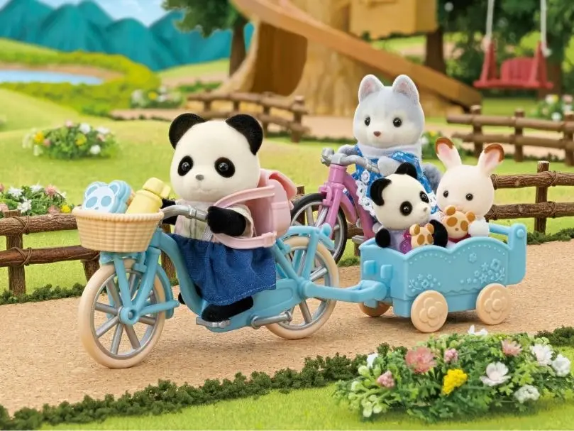 Sylvanian Families - Cycle & Skate Playset - Panda Girl Animal Doll Playset