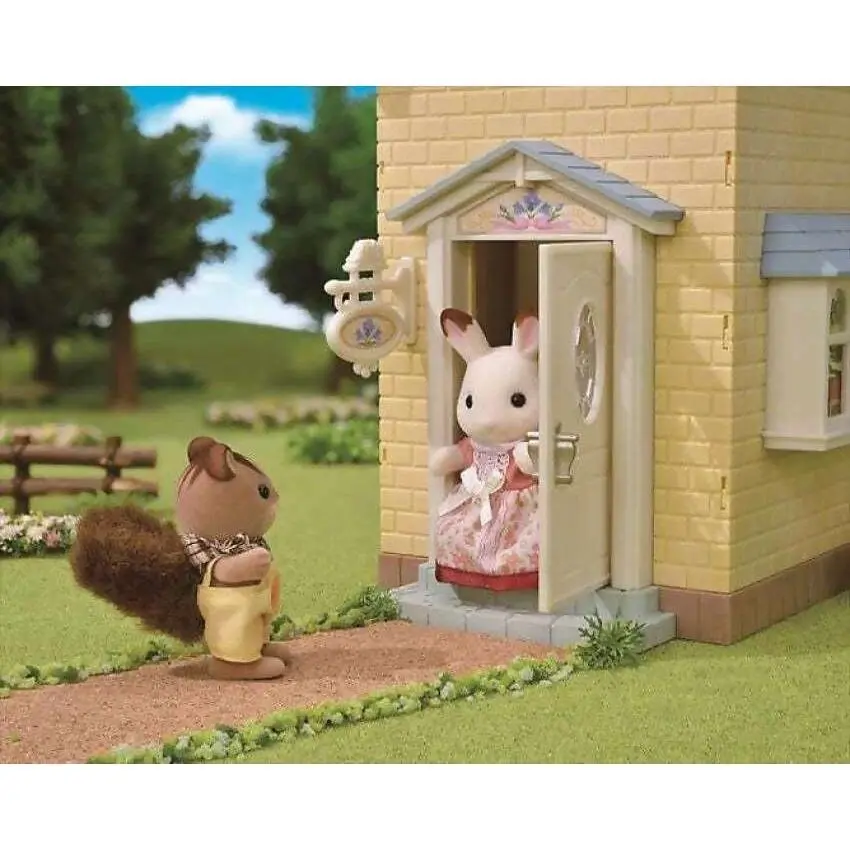 Sylvanian Families - Bluebell Cottage  Animal Doll Playset