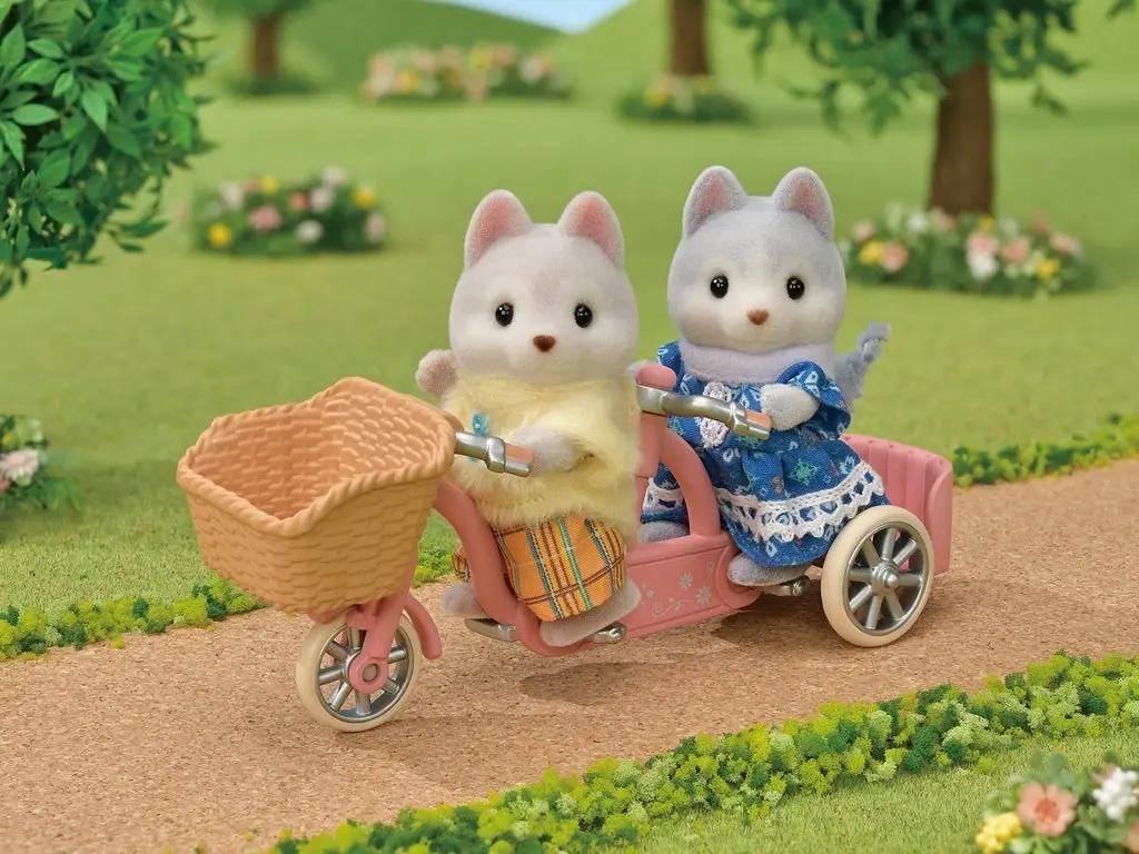 Sylvanian Families - Tandem Cycling Set Husky Sister & Brother Animal Doll Playset