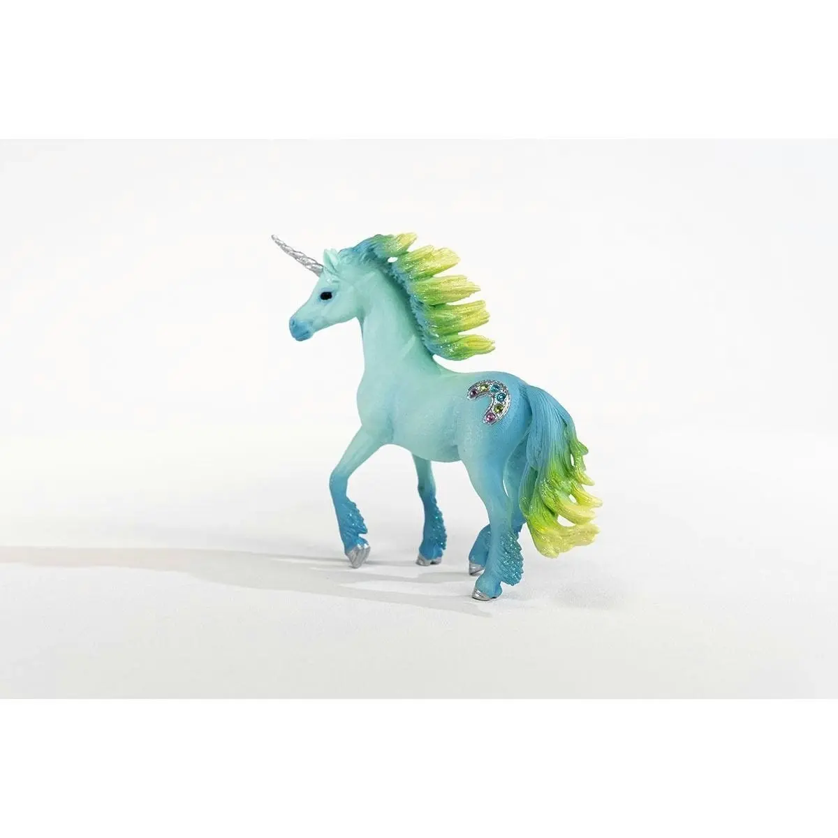 Schleich - Marshmallow Unicorn Stallion  Bayala Magical Fantasy Figurine