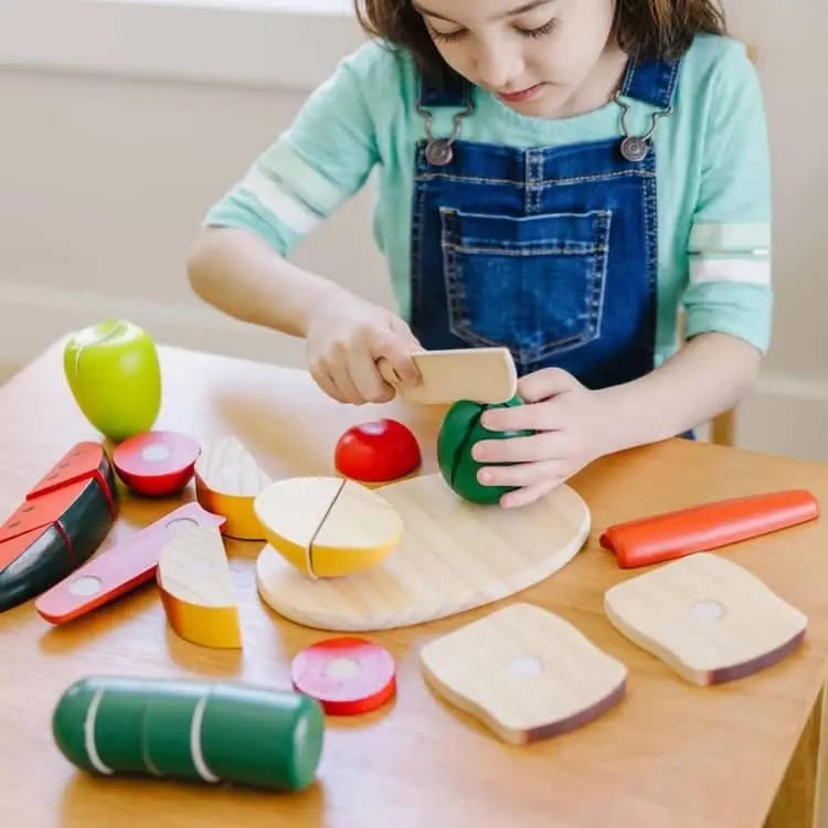 Melissa & Doug - Cutting Food - Wooden Play Food