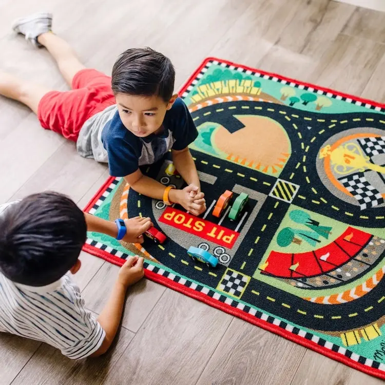 Melissa & Doug - Round The Speedway Race Track Rug & Car Set