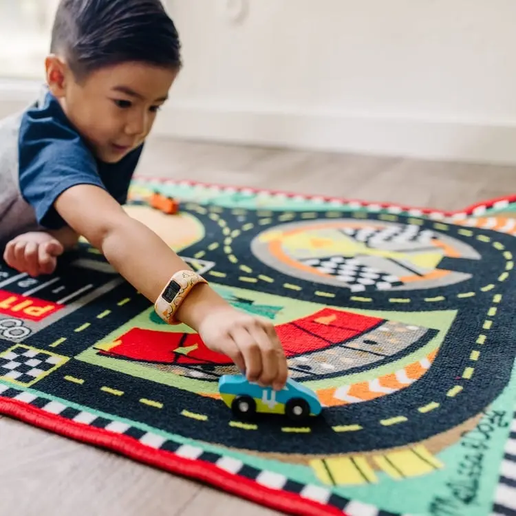 Melissa & Doug - Round The Speedway Race Track Rug & Car Set