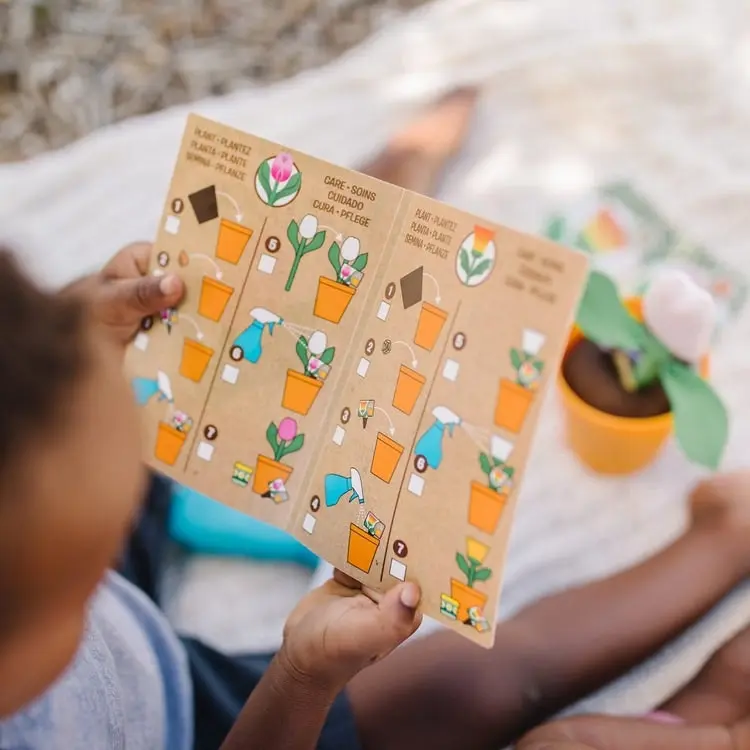 Melissa & Doug - Let's Explore Flower Gardening Play Set