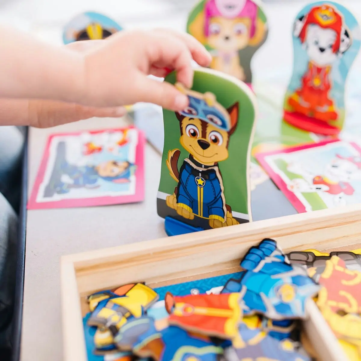 Paw Patrol - Magnetic Pretend Play - Melissa & Doug