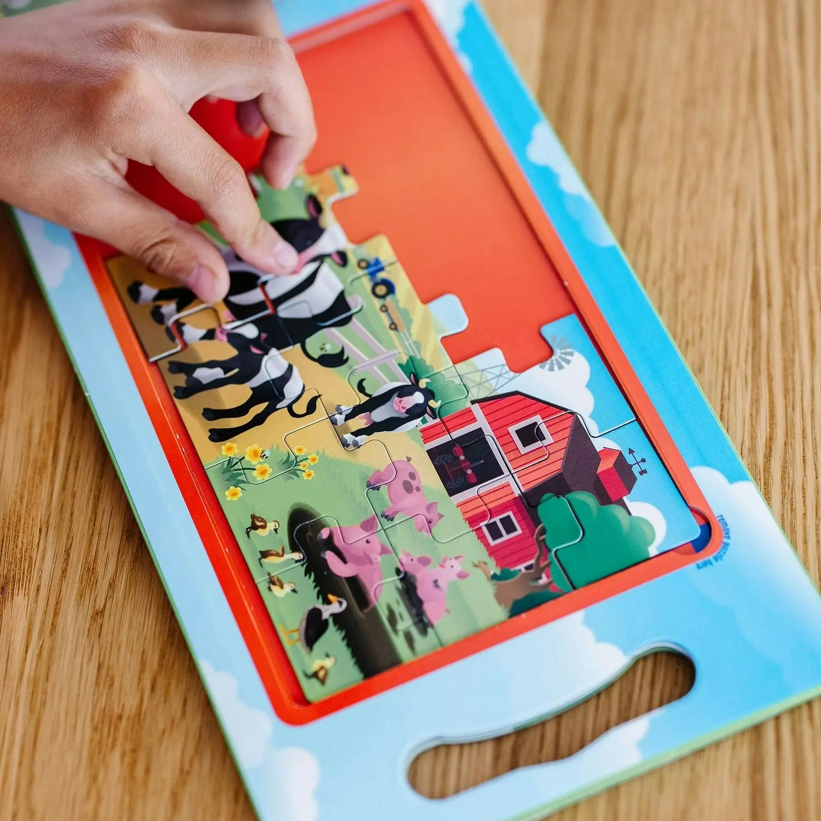 Melissa & Doug - Take Along Magnetic Jigsaw Puzzles - On The Farm