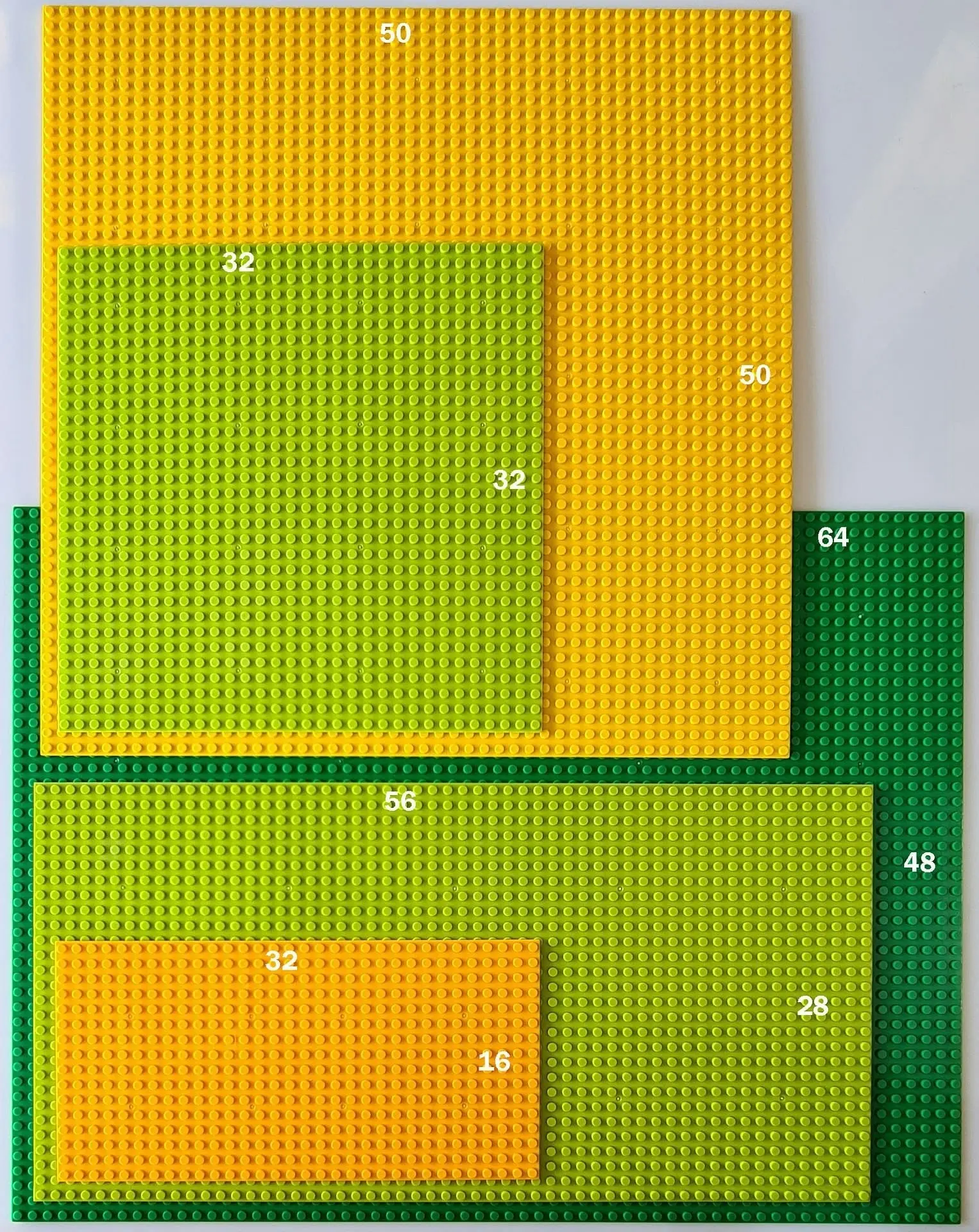 BASEPLATE 32x32 Studs Yellow Generic