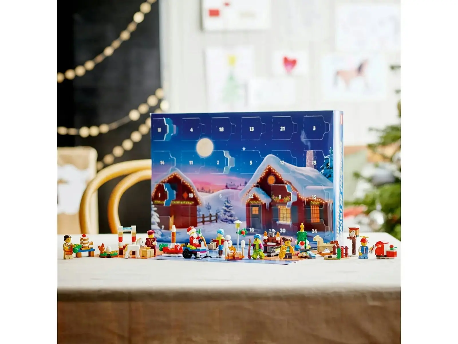 LEGO 60352 City Advent Calendar 2022 - City