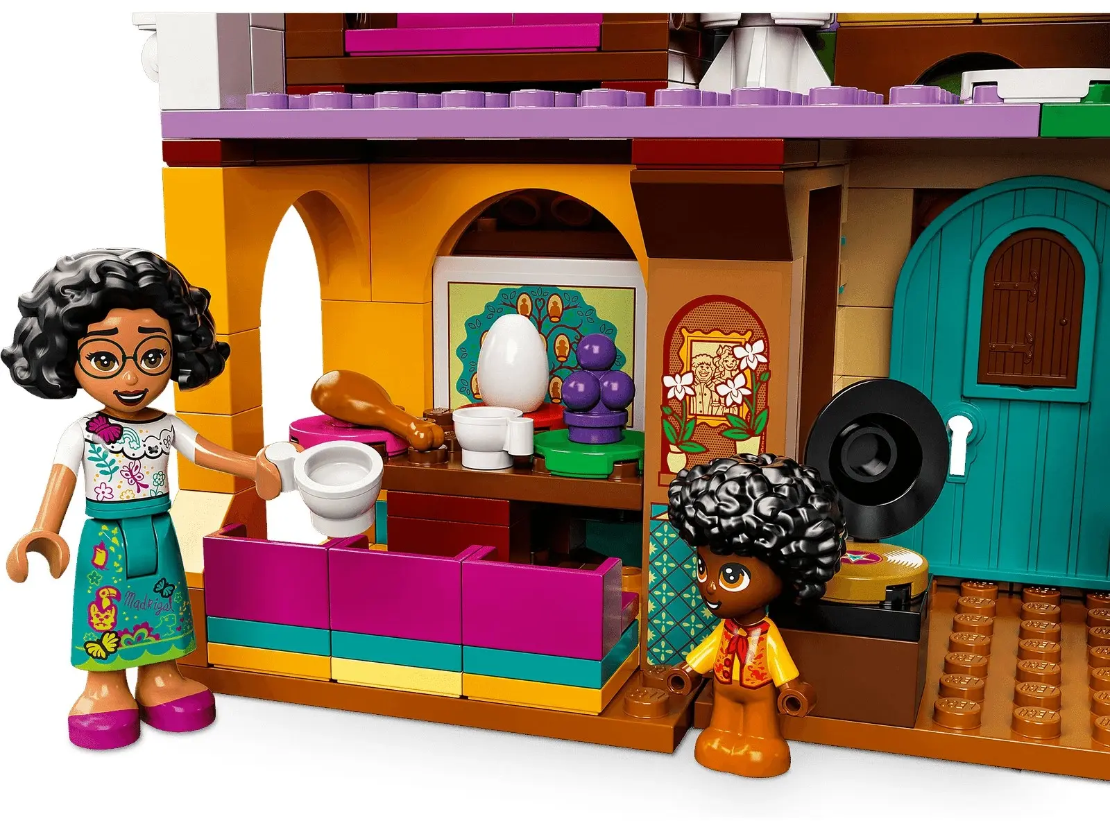 LEGO 43202 The Madrigal House - Disney Encanto