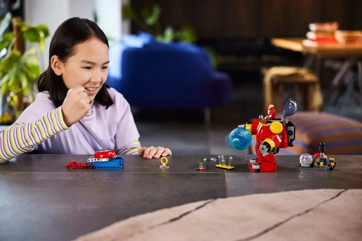 LEGO 76993 Sonic vs. Dr. Eggman's Death Egg Robot - Sonic the Hedgehog