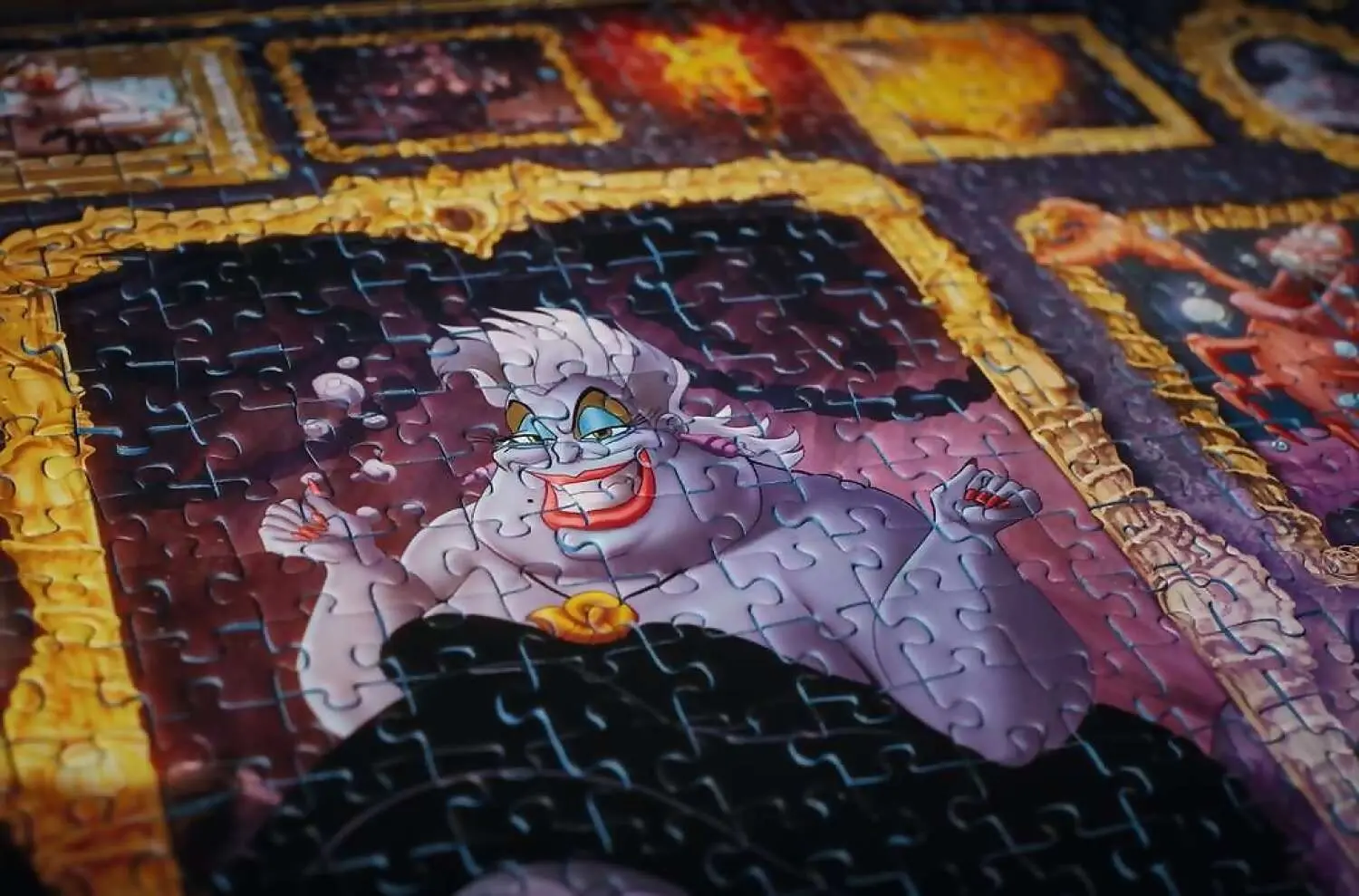 Ravensburger - Disney Villanious Ursula Jigsaw Puzzle 1000 Pieces