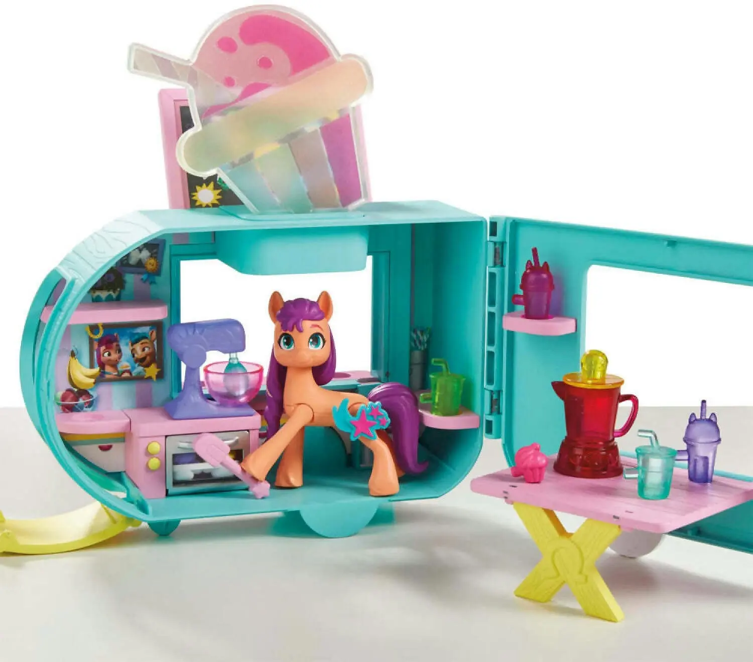 My Little Pony - Sunny Starscout Smoothie Truck Playset - Hasbro