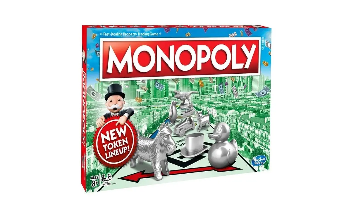 Monopoly -  Classic Game - New Tokens