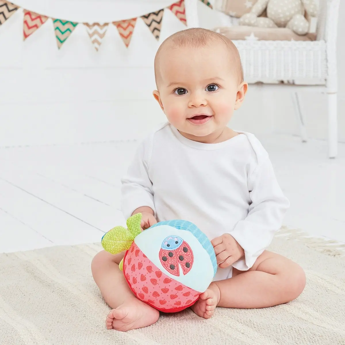 Early Learning Centre Blossom Farm Activity Apple Chime Ball