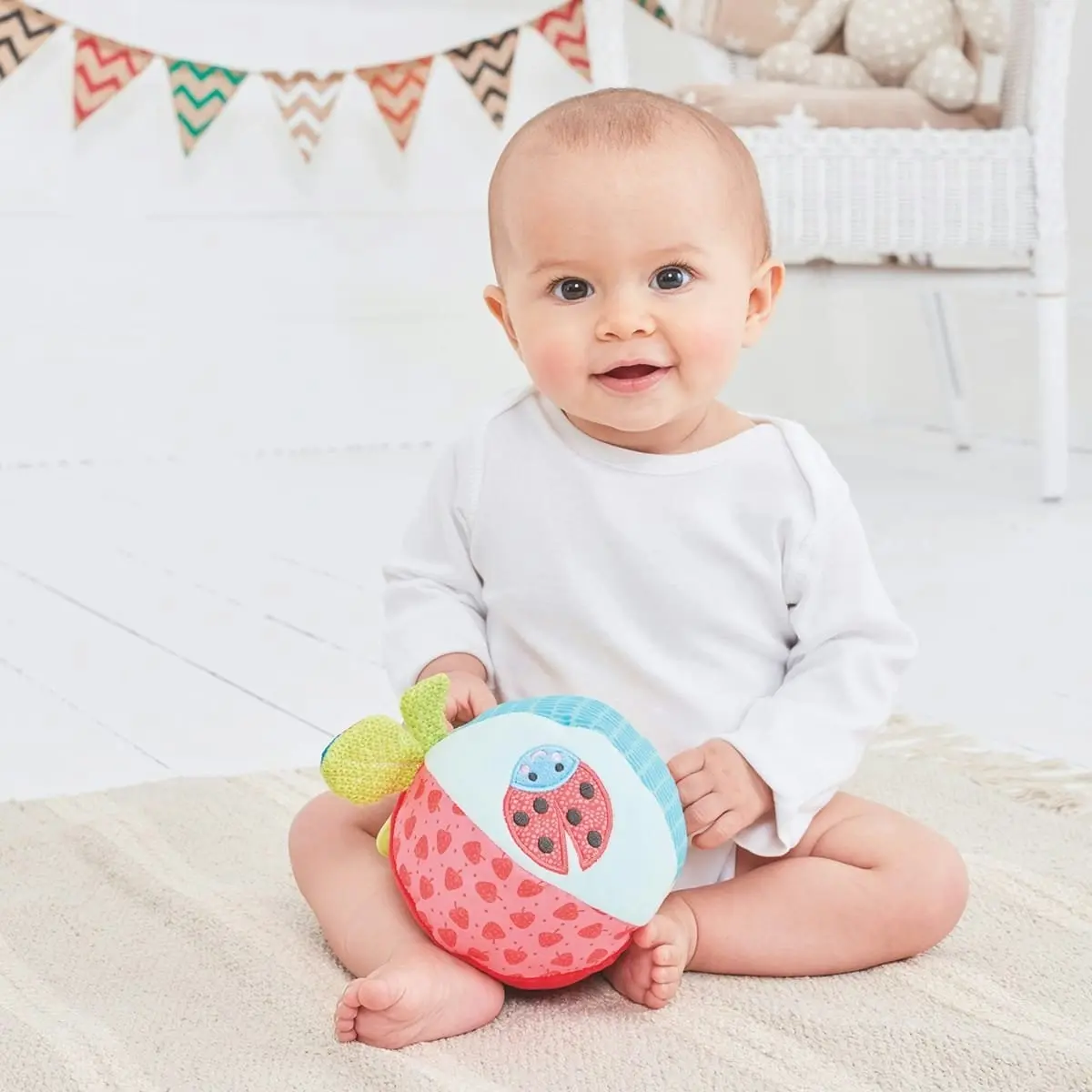 Early Learning Centre Blossom Farm Activity Apple Chime Ball