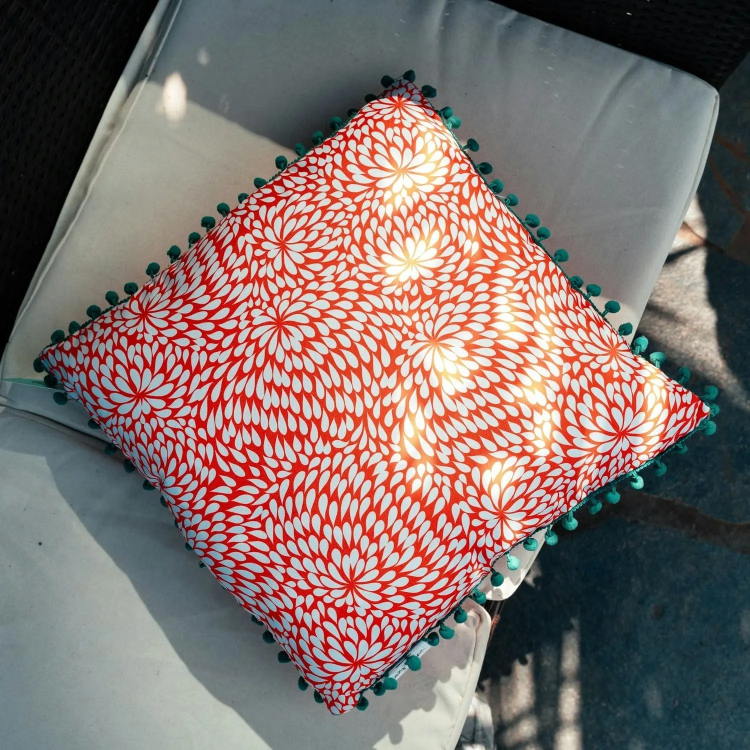 Lazy Dayz Waterproof Outdoor Cushion - Red