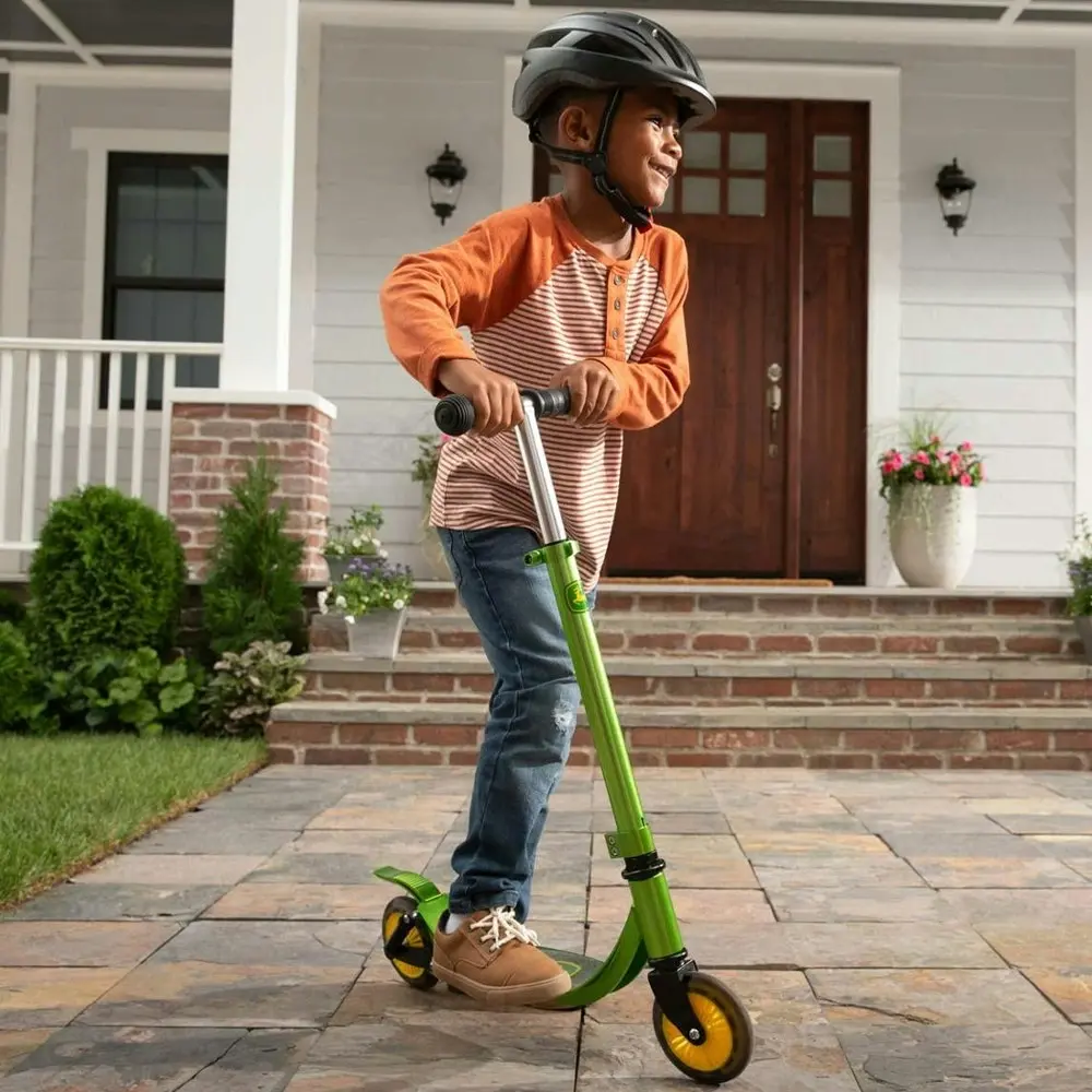 John Deere Adjustable Kick/Push Scooter Ride On w/ Light Up Wheels Kids 5y+