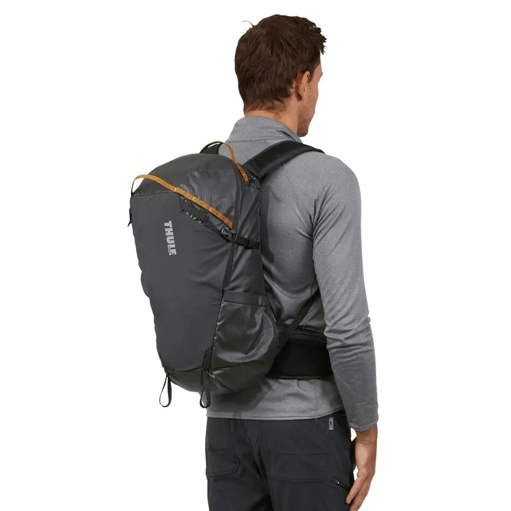 Thule Stir 25L Men's Weather Resistant Hiking Backpack Obsidian Gray 27x50cm