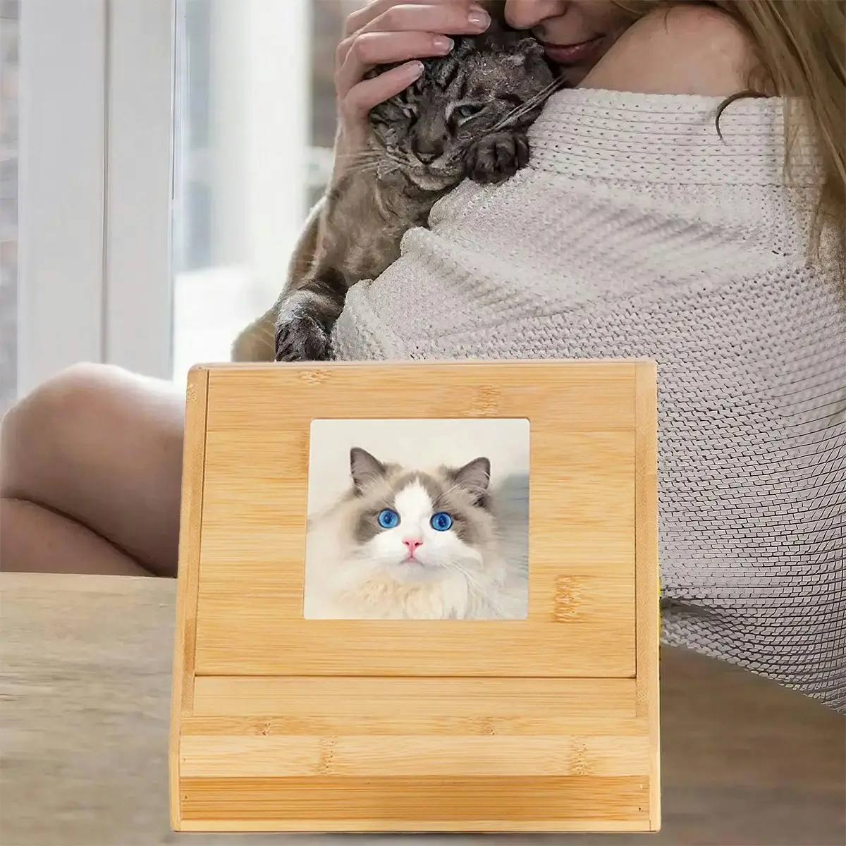 Wooden Pet Memorial Urn for Ashes with Photo Frame Cat / Dog Memory Box Keepsake