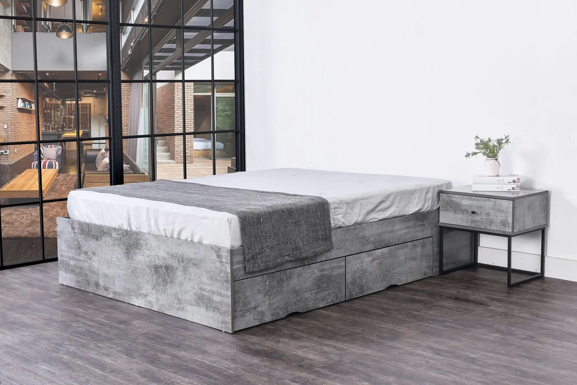 Bozz Storage Bed