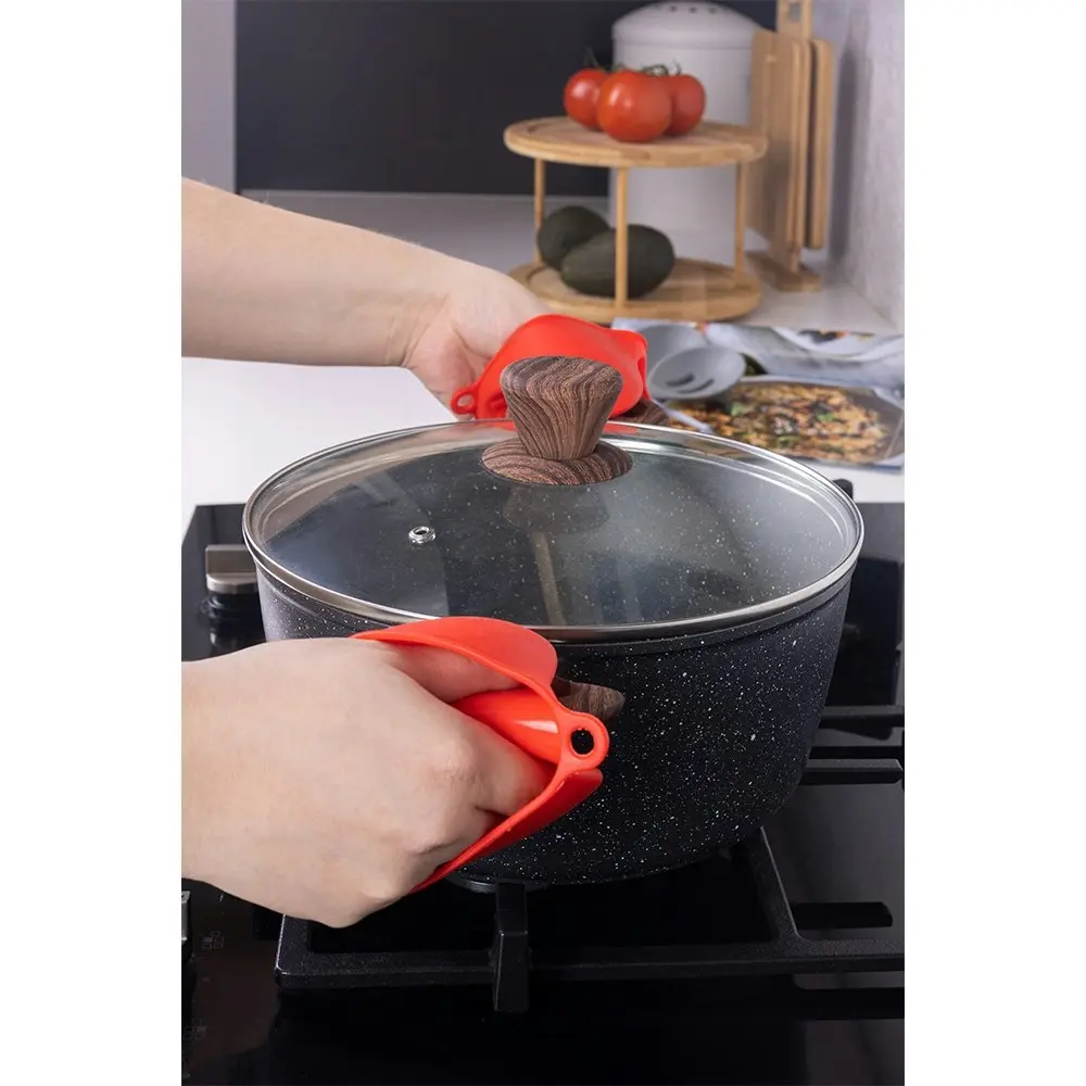 4x Cook Easy Silicone Grippers Dish Bowl Frypan Holder/Pad Kitchen Gadget Red