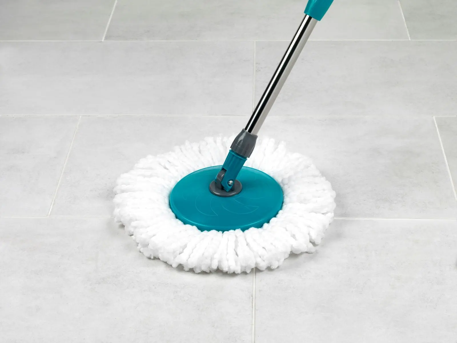 Beldray 360° Spin Hard Floor Cleaning Dry Mop w/6L Water Bucket & Mop Head Set