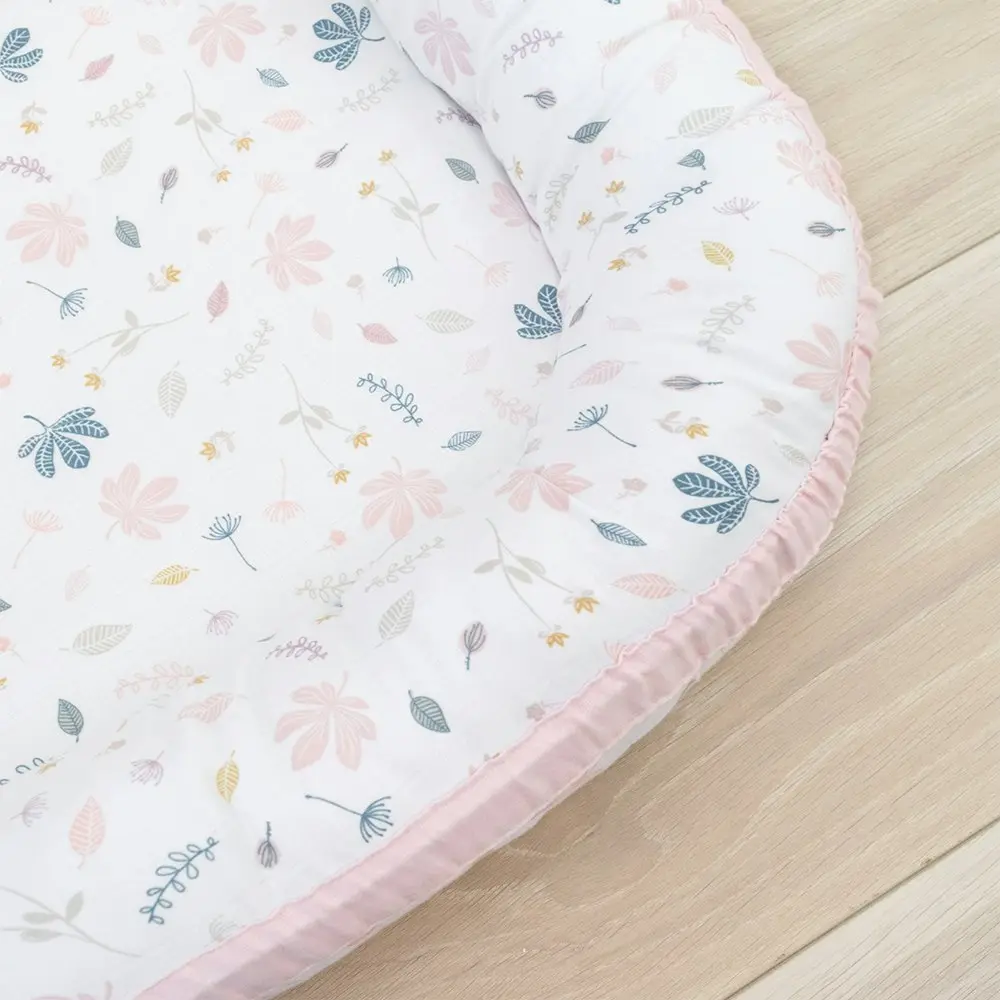 Living Textiles Organic Cotton Muslin Baby/Newborn Sleeping Nest Botanical/Blush