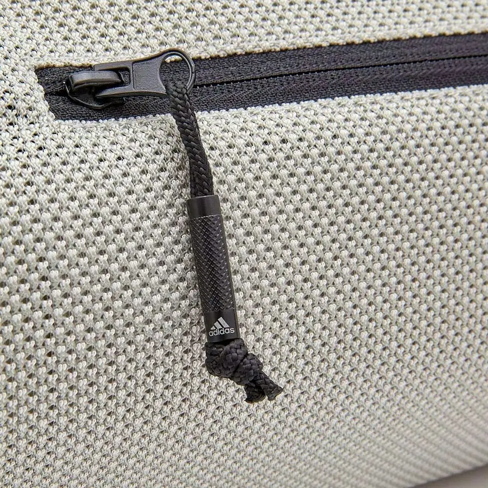 Adidas Bag Carrier/Storage Adjustable Strap for Exercise/Fitness Yoga Mat Grey