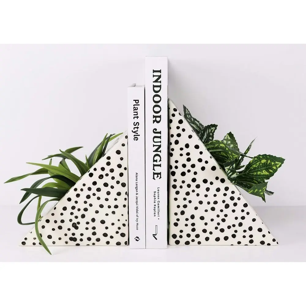 2x Urban Noah Triangle 15cm Ceramic Planter Flower/Plant Pot Decor Sml Black/WHT