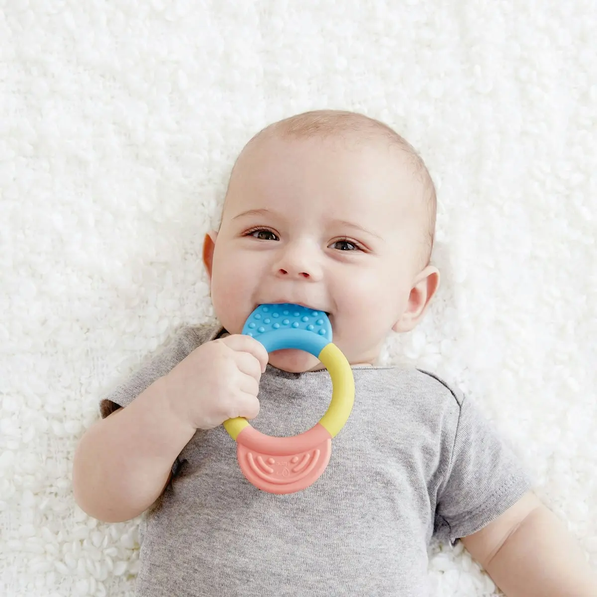 Hape Teether Ring Infant/Newborn Rice-Based Soft Chewy Nursing Avtivity Toy 0+