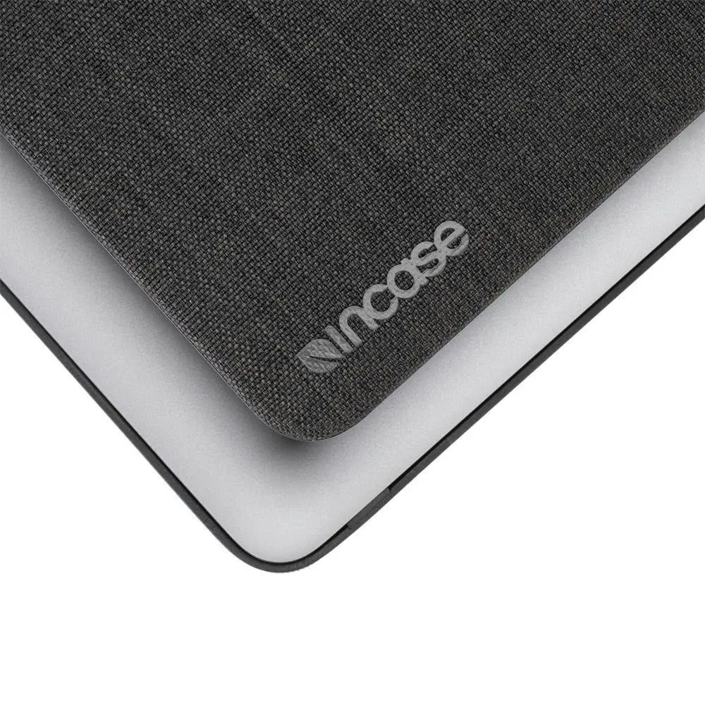 Incase Textured Hardshell in Woolenex for 16" MacBook Pro 2019