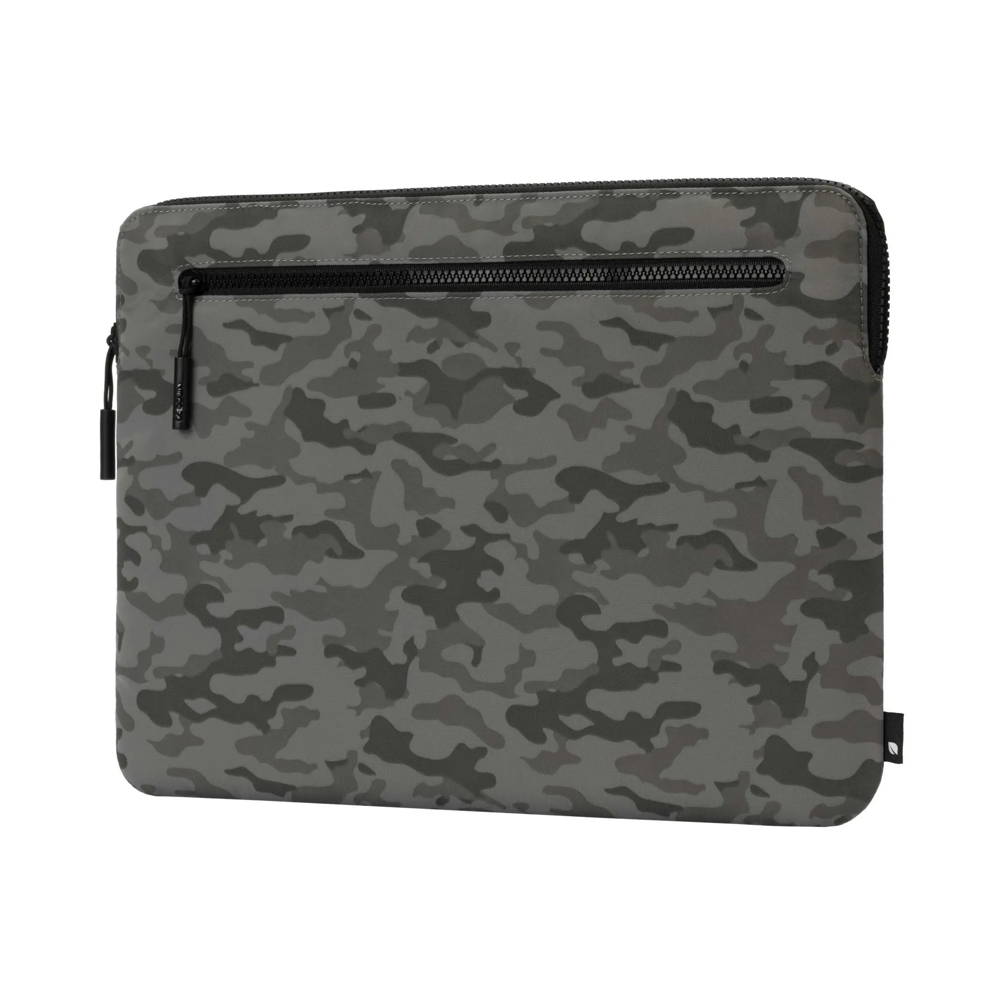 Incase Compact Sleeve in Flight Nylon for 15 & 16-inch MacBook Pro