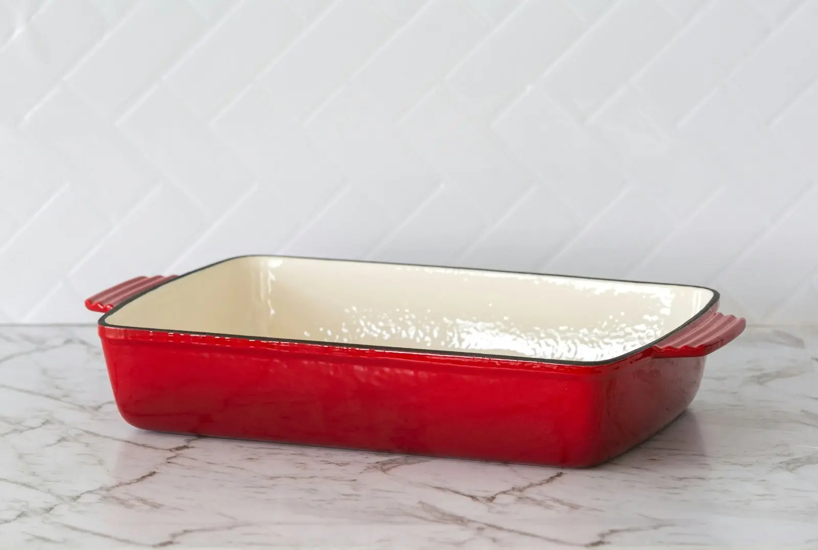 Enamelled Cast Iron 38.5x23cm Rectangular Roaster (3.4L) - Red